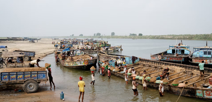 Sand mafia in India